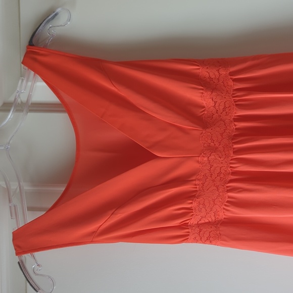 Vintage Orange Nightie - Picture 2 of 8